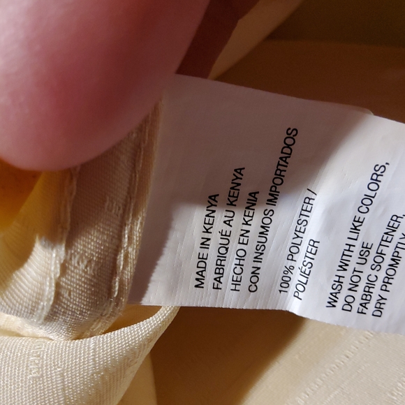 Van Heusen Tropical short sleeve button down medium - Picture 3 of 5